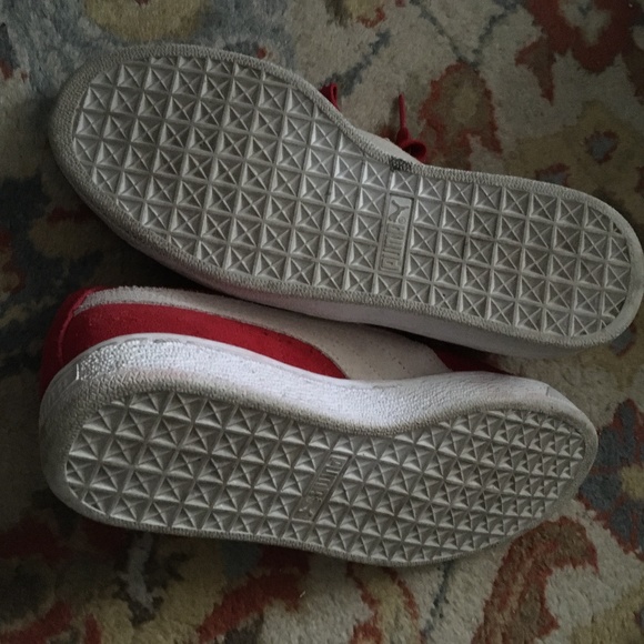 PUMA Cherry Red Suede Clyde Sneakers 7.5 - Worn Once - Picture 2 of 3